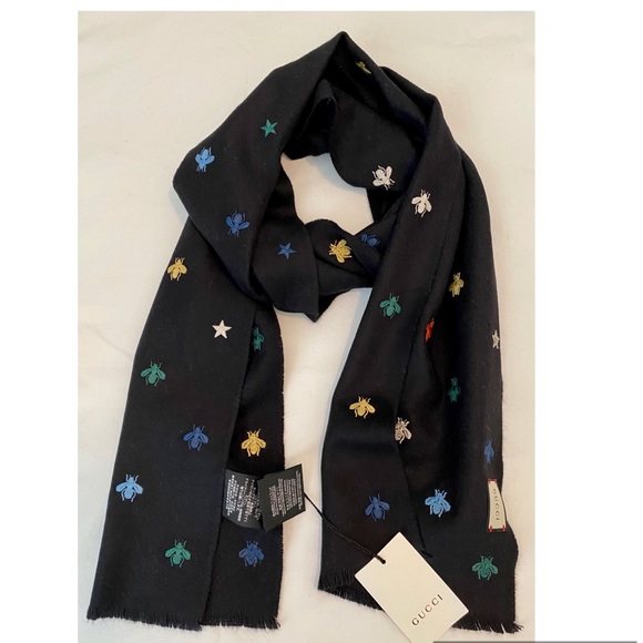 Brand New Gucci bee and star unisex scarf - Picture 2 of 6